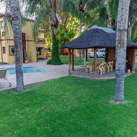 Sunriver Kalahari Lodge Riverside Stay In Upington Extérieur photo