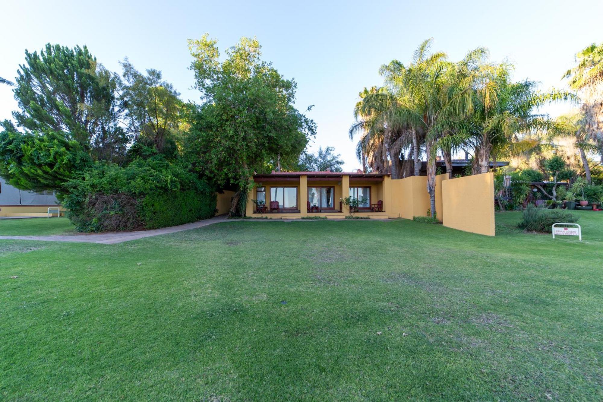 Sunriver Kalahari Lodge Riverside Stay In Upington Extérieur photo